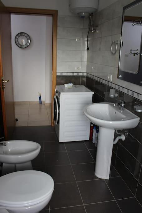 City Center Luxurious Apartment Shkoder Exterior photo