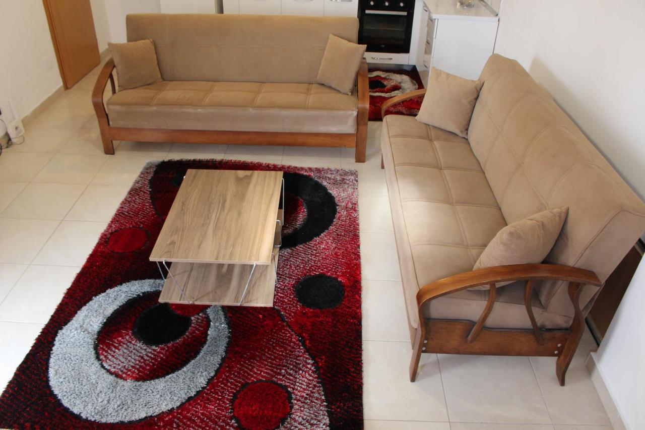 City Center Luxurious Apartment Shkoder Exterior photo