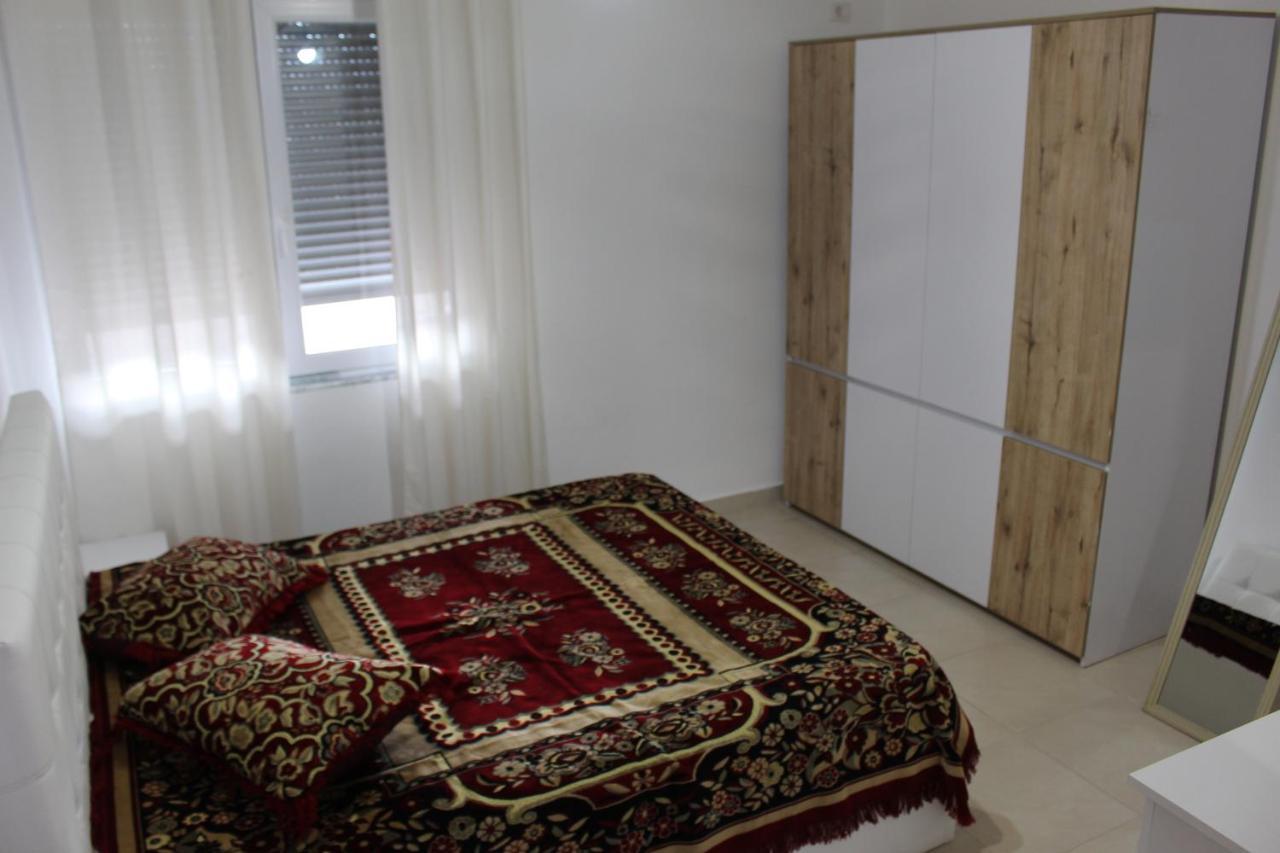 City Center Luxurious Apartment Shkoder Exterior photo